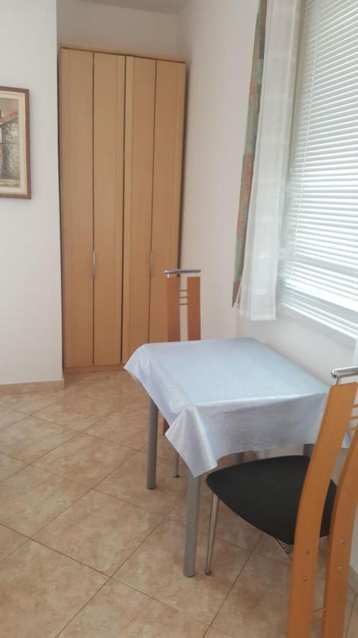 Apartment Fabic Πόρετς Εξωτερικό φωτογραφία